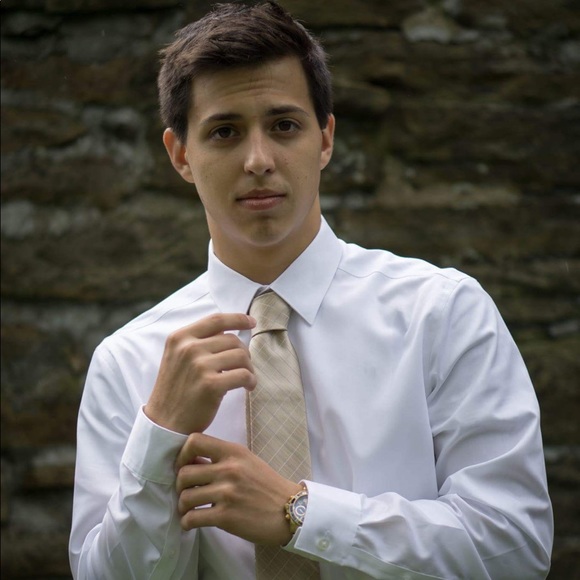 Meet your Posher, Jonathan - Picture 1 of 1